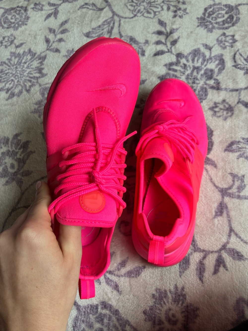 Nike PRESTO size 8 women’s Women’s hot pink